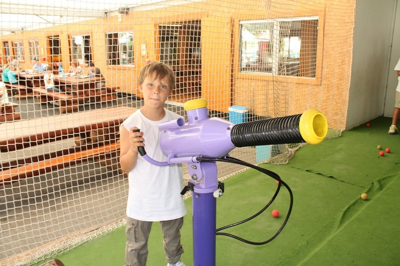 Village Camps International Summer Camp Leysin, Switzerland 2026-08-15 https://www.villagecamps.com/journals_admin/images/695-10-yellowgreenies (62).jpg
